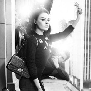 Modni zalogaj: Mila Kunis i Dior putuju kroz vreme