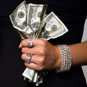 Žene odgovaraju: Koliko je novac zaista važan?