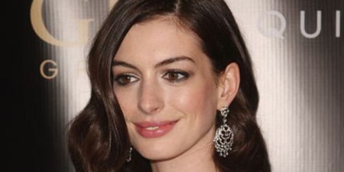 Celebrity stil dana: Anne Hathaway