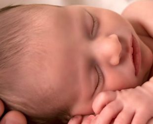 Wannabe Bride: Vodič za roditelje – Kako da uspavate svoje novorođenče?