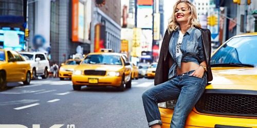 DKNY: Rita Ora na ulicama Njujorka