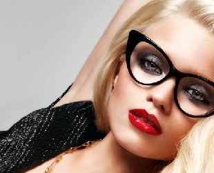 Šminka i naočare: Izbegnite najčešće greške