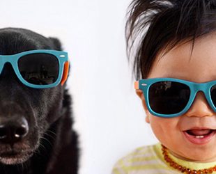 Beba Džasper i njen pas Zoi: Najslađi blizanci na svetu