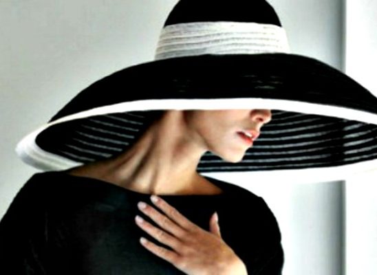 Modna opsesija: Damski šešir Mart Visser