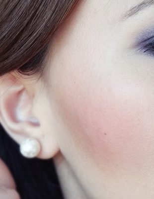 Make-up trik: Kako da u isto vreme koristite bronzer i rumenilo