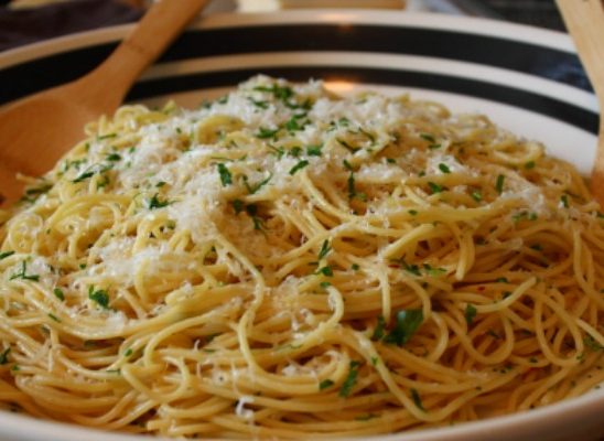 Hrana za dušu: Špagete sa belim lukom i maslinovim uljem