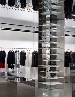 Viktorija Bekam otvorila svoju prvu prodavnicu u Londonu