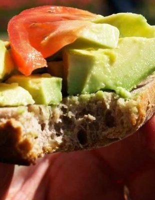 Zdravlje: 10 razloga zbog kojih je dobro jesti avokado