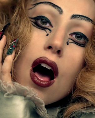 Premijera spota: Lady Gaga – Judas