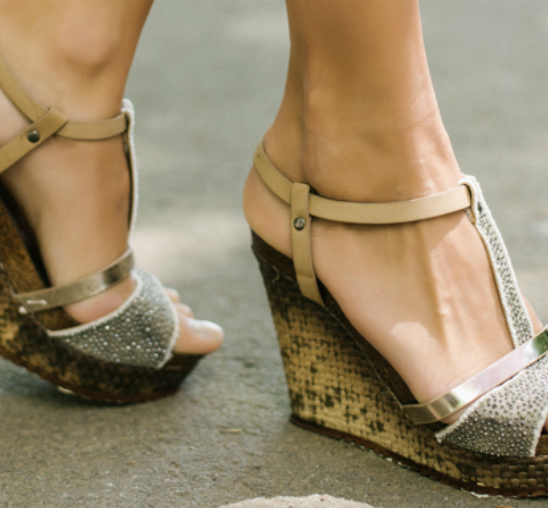 Safran modni predlog: Sandale za opuštene šetnje