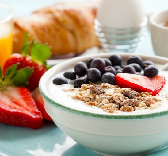 Zašto je važno da NE PRESKAČETE doručak?