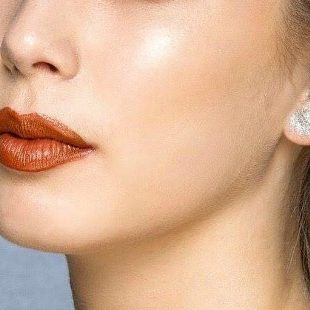 Makeup na UŠIMA: Novi Instagram beauty trend?!