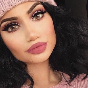 Pink Eye Makeup: Trend za kojim je Instagram “poludeo”