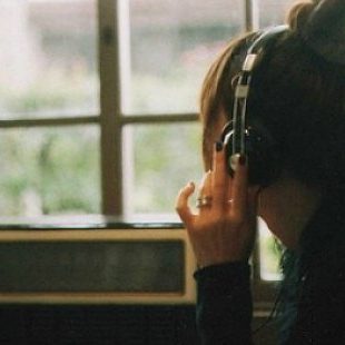 Da li si znala: Slušanje ove pesme smanjuje anksioznost za čak 65%