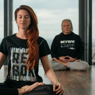 Reebok X-Challenge yoga trening na krovu Beograda