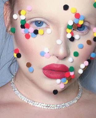 Pom Pom makeup je nova Instagram opsesija koja zaslužuje tvoju pažnju