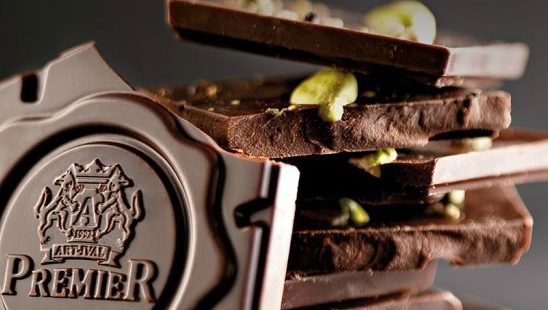 Kompanija Art Ival poklanja svim ljubiteljima čokolade izložbu pod nazivom “CRNO I BELO – PRIČA O ČOKOLADI”