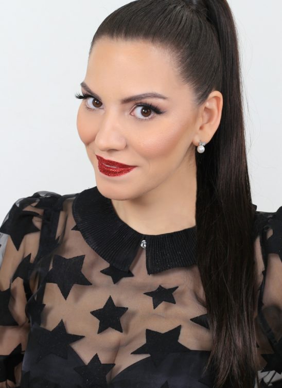 Svetlucavi makeup look uz Tijanu Kadović (TUTORIJAL)