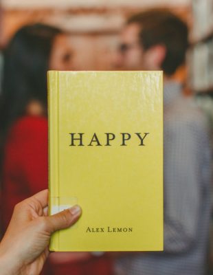 Striptiz za pismene: Jesmo li sretniji?