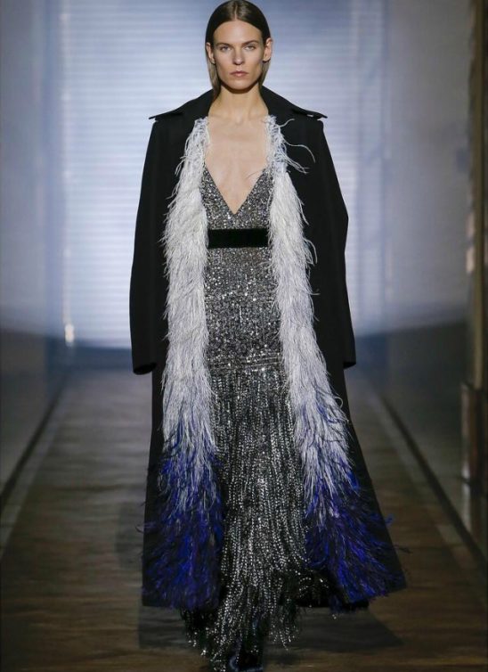 Moćna Givenchy couture ženstvenost- i to bez ijednog odela!