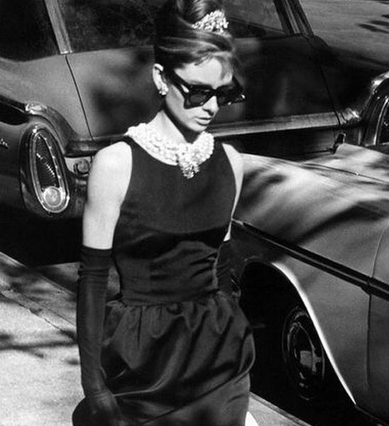 Givenchy oživeo čuvenu “Breakfast at Tiffany’s” malu crnu haljinu