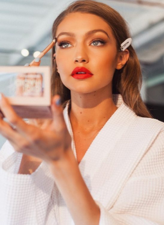 Iako ne želimo da se leto završi, ovo su jesenji makeup trendovi koje isprobavamo – odmah!