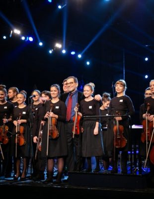 Velika muzička bajka u Sava Centru: Održan još jedan tradicionalni Novogodišnji gala koncert Dečje filharmonije