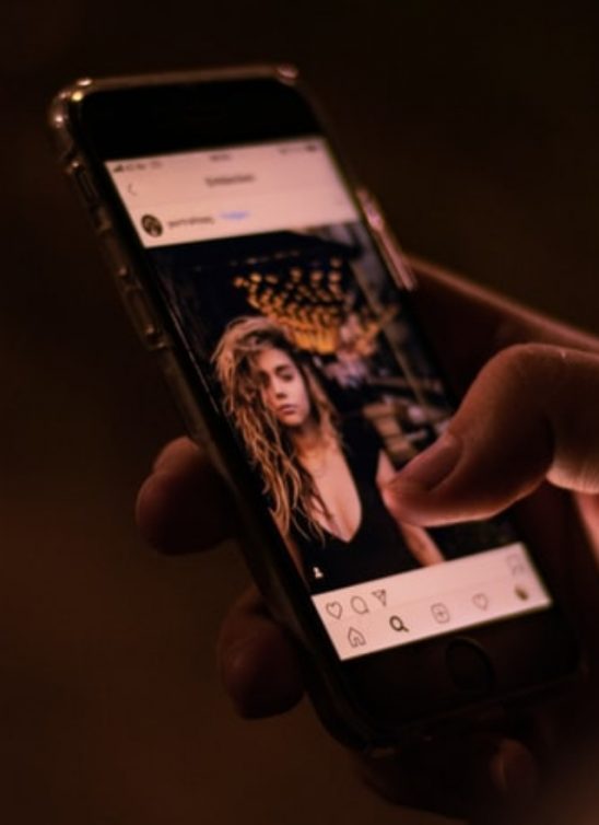 Instagram uz pomoć veštačke inteligencije sprečava uvredljive komentare i nasilje na internetu