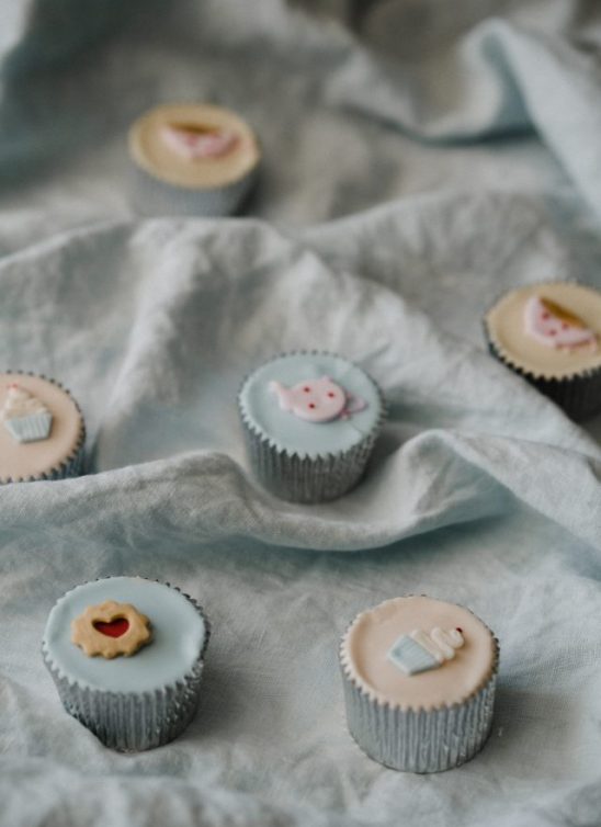 Glazura smisla na krckavoj korici ega