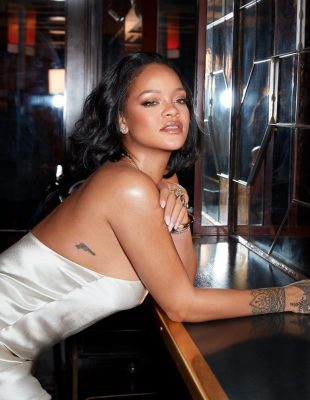 Rihanna i dalje ne objavljuje album, ali zato lansira FENTY SKIN!