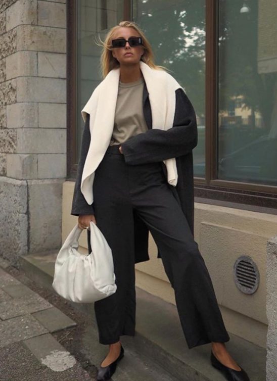 Sa druge strane entiteta samoće