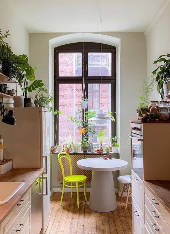 Osvežite svoj enterijer i unesite duh proleća, uz nekoliko jednostavnih saveta!