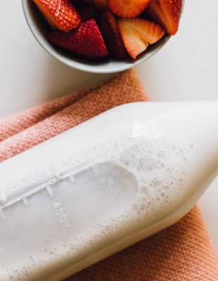 Kako možete napraviti bademovo mleko kod kuće