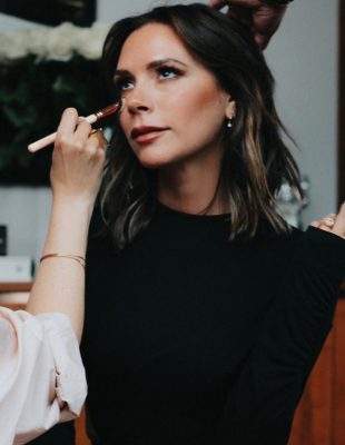 Beauty i modne tajne kojima nas je naučila Victoria Beckham