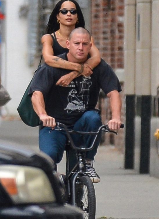 Zoë Kravitz i Channing Tatum viđeni su u prisnoj vožnji biciklom po Njujorku
