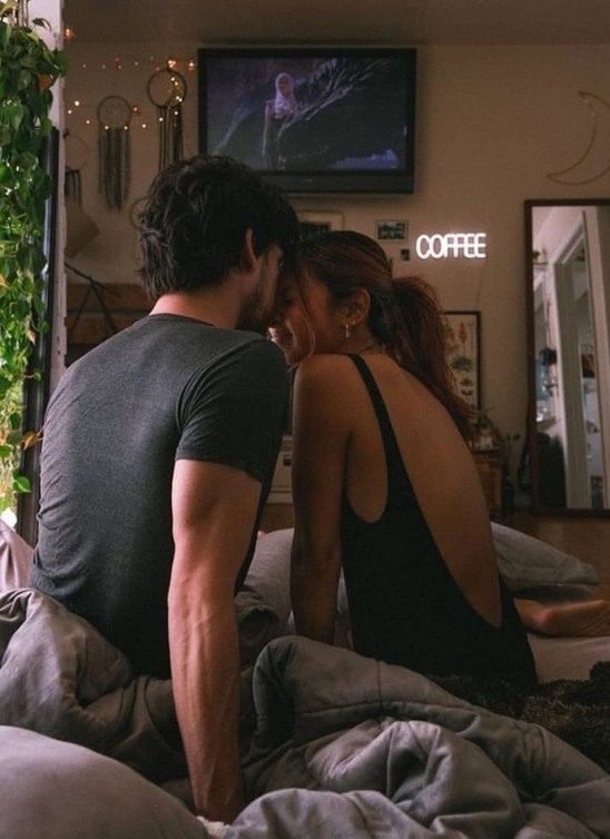 Dejtovanje u kasnim dvadesetim – zašto je danas toliko teže upoznati nekoga i ostvariti vezu