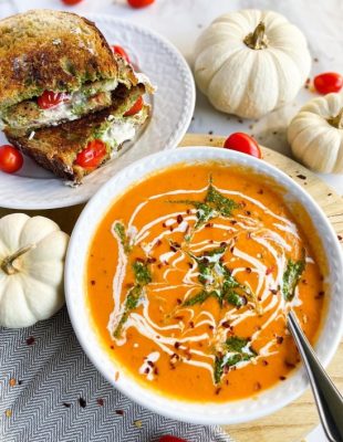 8 TikTok recepata za supe koje će vas zagrejati u predstojećim zimskim danima