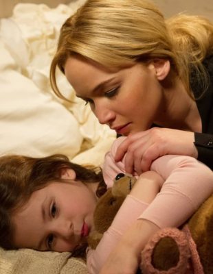 Ako volite seriju “Maid”, svideće vam se i ovi predlozi filmova o samohranim majkama