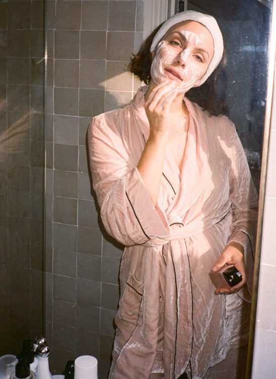 Evo kako smanjiti crvenilo na licu u zimskim danima