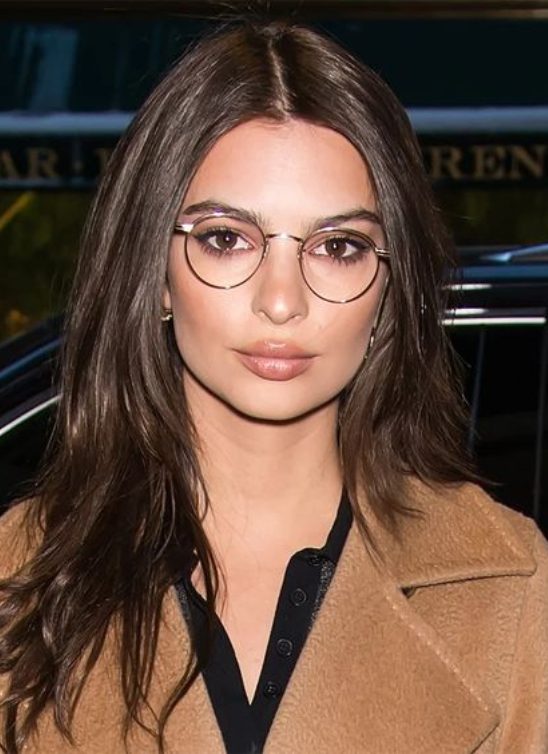 Ako nosite naočare, ovo su trikovi koje morate da znate dok se šminkate