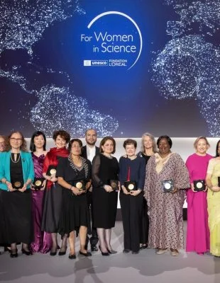 Za žene u nauci – nagrađeno 45 žena naučnica koje menjaju svet