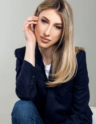 Milica Stojilković, diplomirani komunikolog i beauty influenser: “Iskrenost je temelj svega”