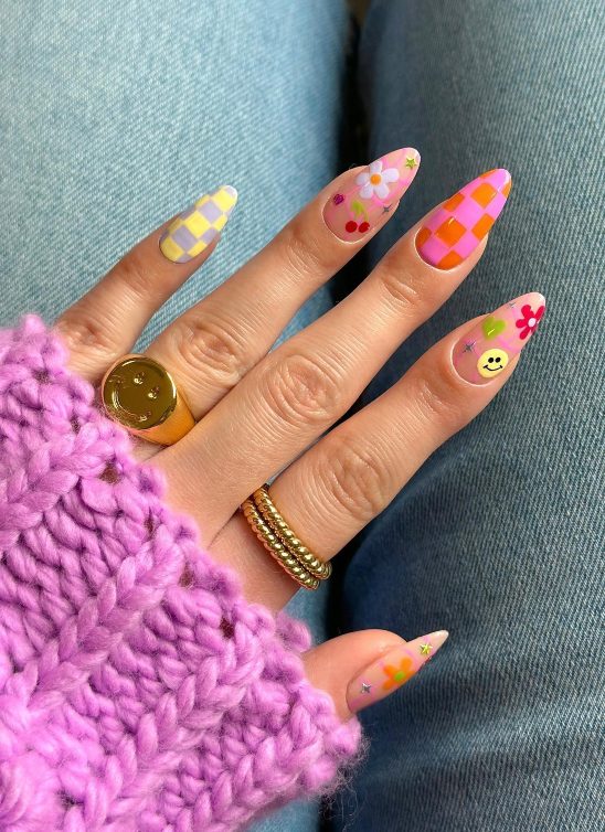 Emoji manikir – ideje kako da rekreirate novi trend sa društvenih mreža