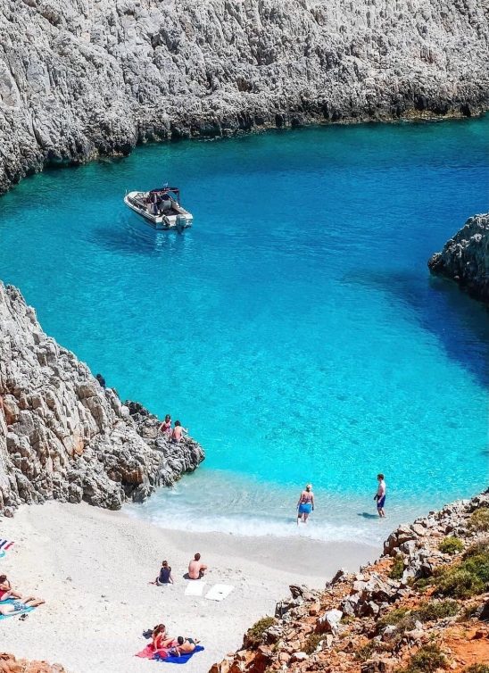 Tirkizno more i savršen pesak: 10 plaža u Grčkoj koje lepotom oduzimaju dah