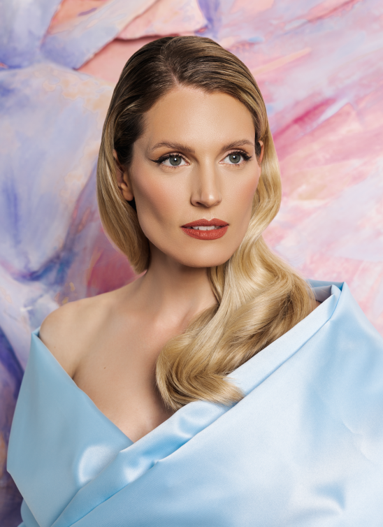 Božanstvena lepota žene: L’Oréal Paris beauty favoriti za besprekornu šminku, raskošnu kosu i blistavu kožu