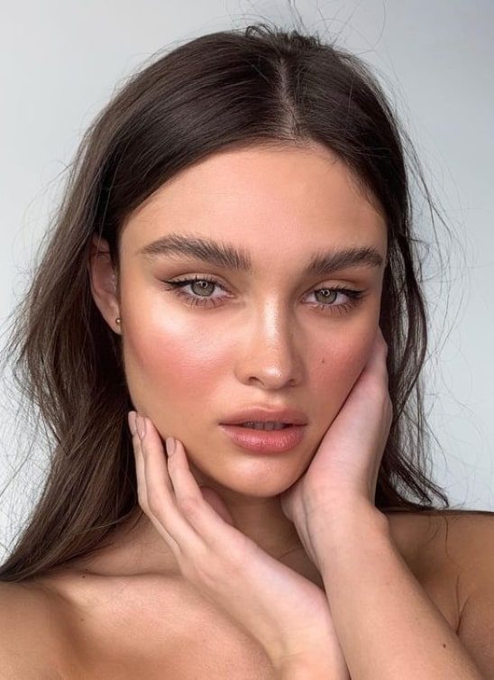 Ovo su najpopularniji stilovi šminkanja za jesen 2023.