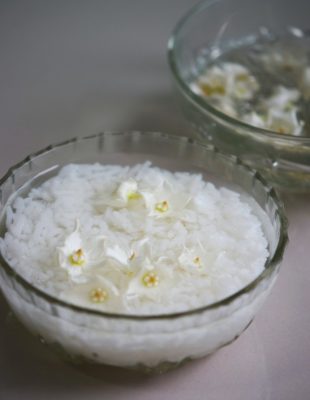 Pirinčana voda je novi TikTok trend za blistav, porcelanski ten