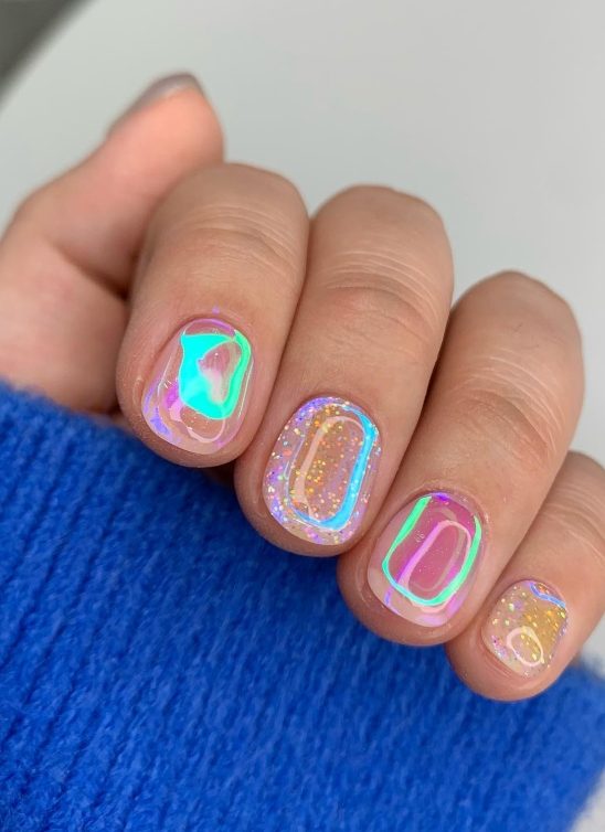 Aurora nokti su K-Beauty manikir trend koji polako osvaja svet