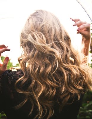 Uzroci gubitka kose kod žena koji nemaju veze sa godinama