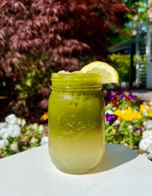 Matcha zeleni čaj – recepti za osvežavajuće napitke za letnje dane